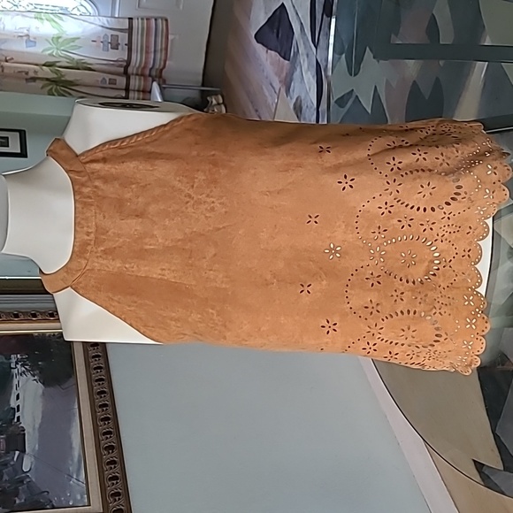 Sleeveless Top ❤️ - Picture 1 of 8